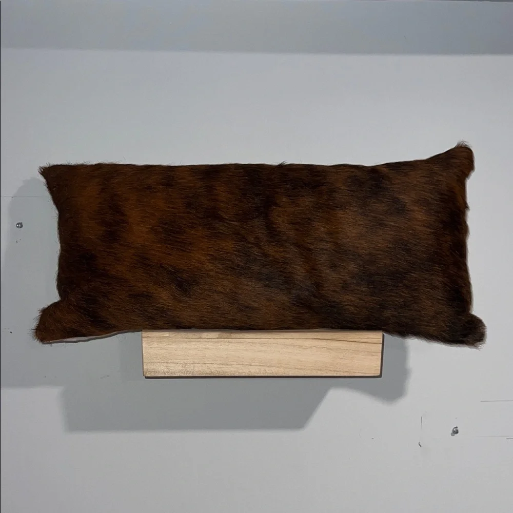 cowhide from Argentina 100%‎ cotton pillow